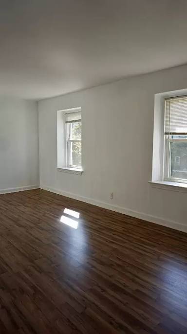 Main picture of 200 Hiawatha Ln