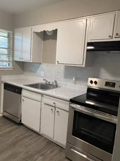 Main picture of 2409 Ridgmar Plz