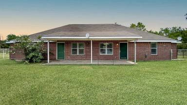 Main picture of 9939 Riskys Ranch Dr