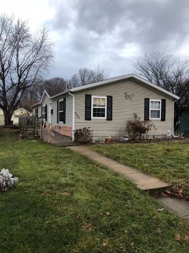 Main picture of 2427 N Purdum St