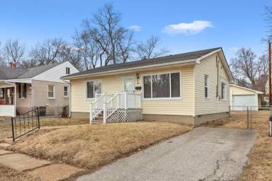 Main picture of 9539 Muriel Ave