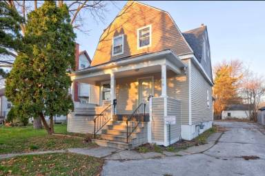 Main picture of 1610 Court St