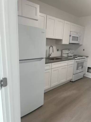 Main picture of 243 Ward Ave