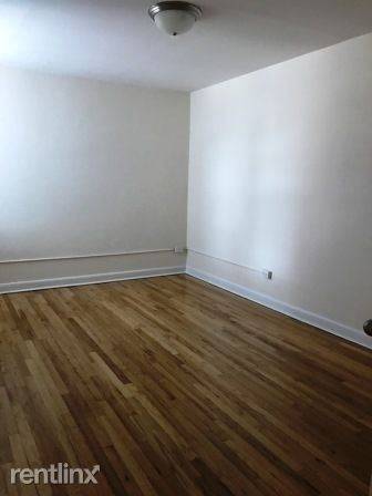 Main picture of 6544 Saunders St