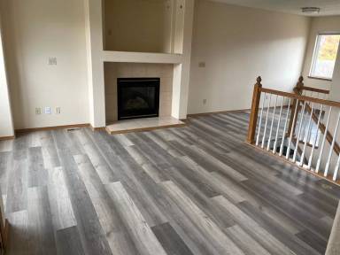 Main picture of 6610 Oakwood Blvd