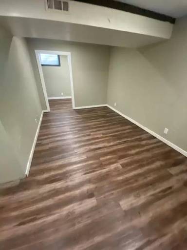 Main picture of 8609 E 92nd St