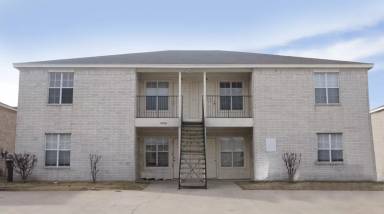 Main picture of 3301 Hereford Ln