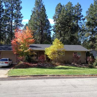 Main picture of 216 S Ridgewood Dr