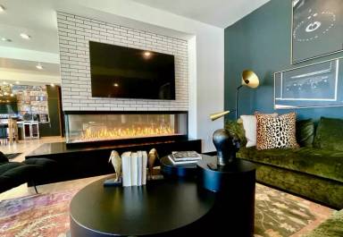 Main picture of Century West Pryor Apartments