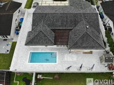 Main picture of 13221 SW 46th St