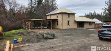 Main picture of 1245 Old Ferry Rd