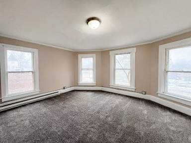 Main picture of 376 S Harrison Ave
