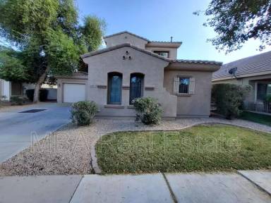 Main picture of 17421 W Papago St