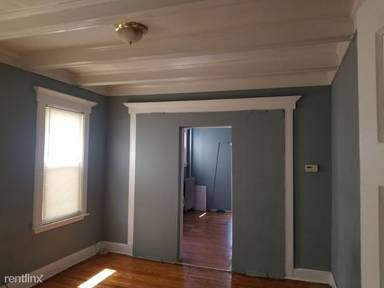 Main picture of 200 Oakwood Pl