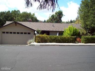 Main picture of 1079 Sierra Vista Way