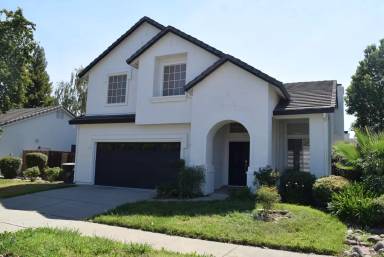 Main picture of 816 Madison Way