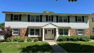 Main picture of 1744 S 63rd St