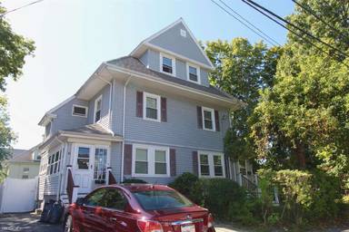 Main picture of 43 Laurel St