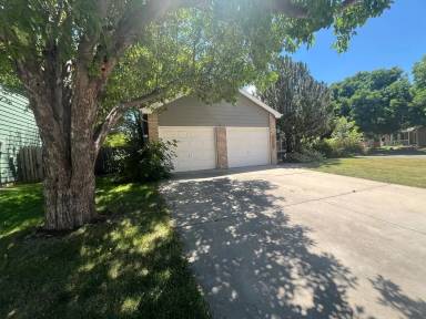 Main picture of 2215 Sunstone Dr