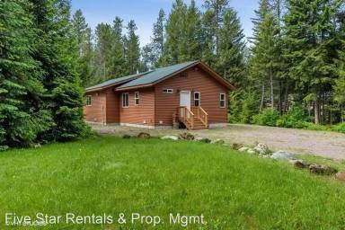 Main picture of 104 1st St W