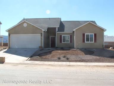 Main picture of 222 Burnage Ln