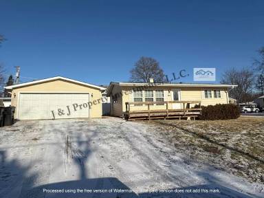 Main picture of 910 Mayfield Dr