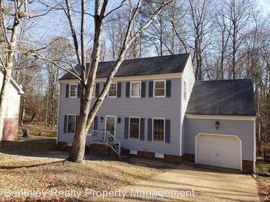 Main picture of 106 Tendril Ct