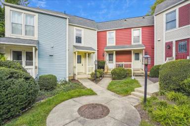 Main picture of 1666 Whisperhill Dr