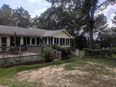 Main picture of 1013 Brookhaven Dr