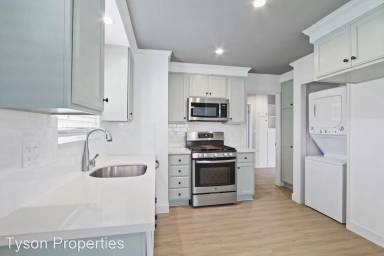 Main picture of 1563 Santa Ana Ave