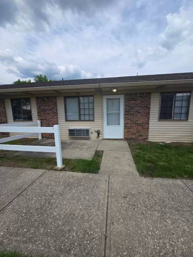 Main picture of 742 Loews Blvd