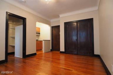 Main picture of 948 W Cuyler Ave Apartments