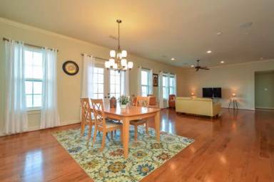 Main picture of 161 W Breezy Way