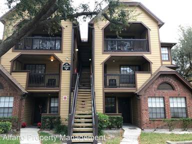 Main picture of 325 Lakepointe Dr