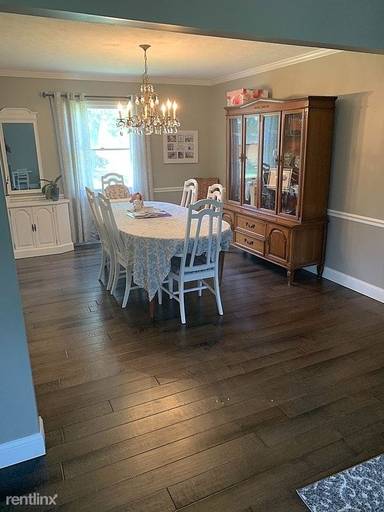 Main picture of 17932 Saratoga Trl