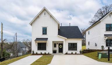 Main picture of 1500 Cottage Grv