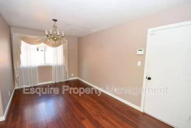 Main picture of 1335 Lawrence Way