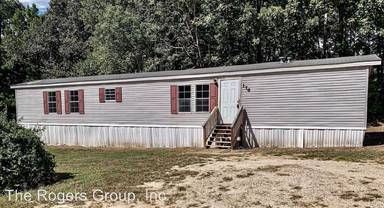 Main picture of 17 Maple Dr