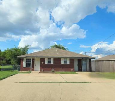 Main picture of 311 E Avenue A