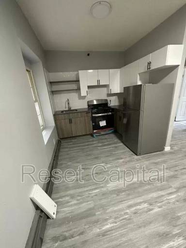 Main picture of 234 6th Ave