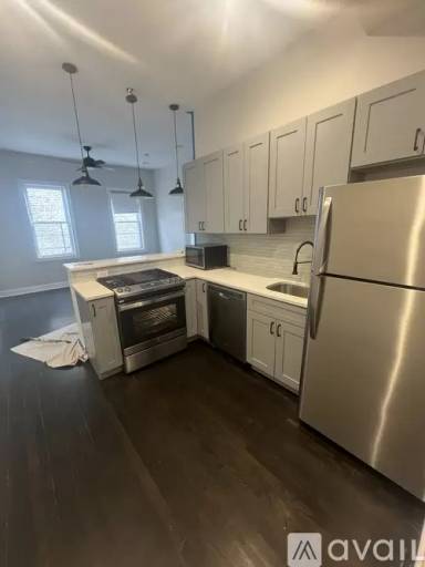Main picture of 2031 W 23rd St
