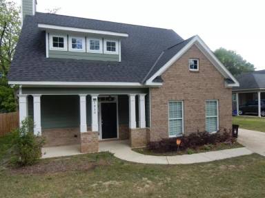 Main picture of 7930 Aurora Dr