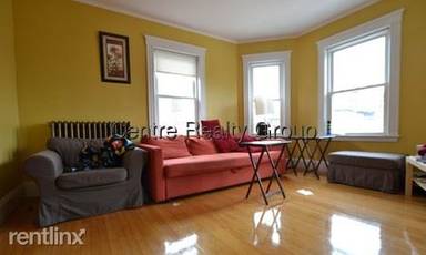 Main picture of 431 Faneuil St