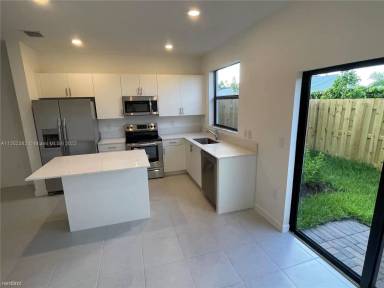 Main picture of 244 NE 210th Way