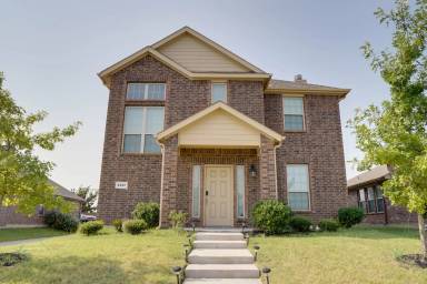 Main picture of 1517 Applegate Way