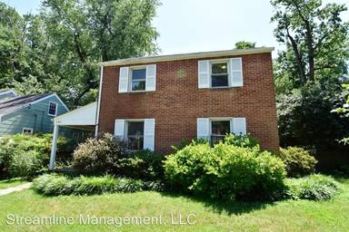 Main picture of 902 Langley Dr