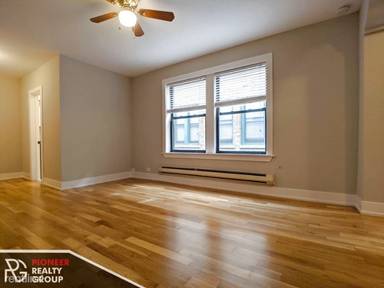 Main picture of Roscoe Apartments