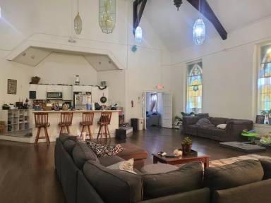 Main picture of 30 E Lincoln Ave