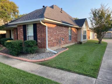 Main picture of 3206 Hanover Ct