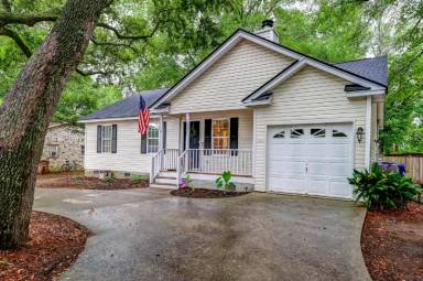 Main picture of 1307 Camp Rd